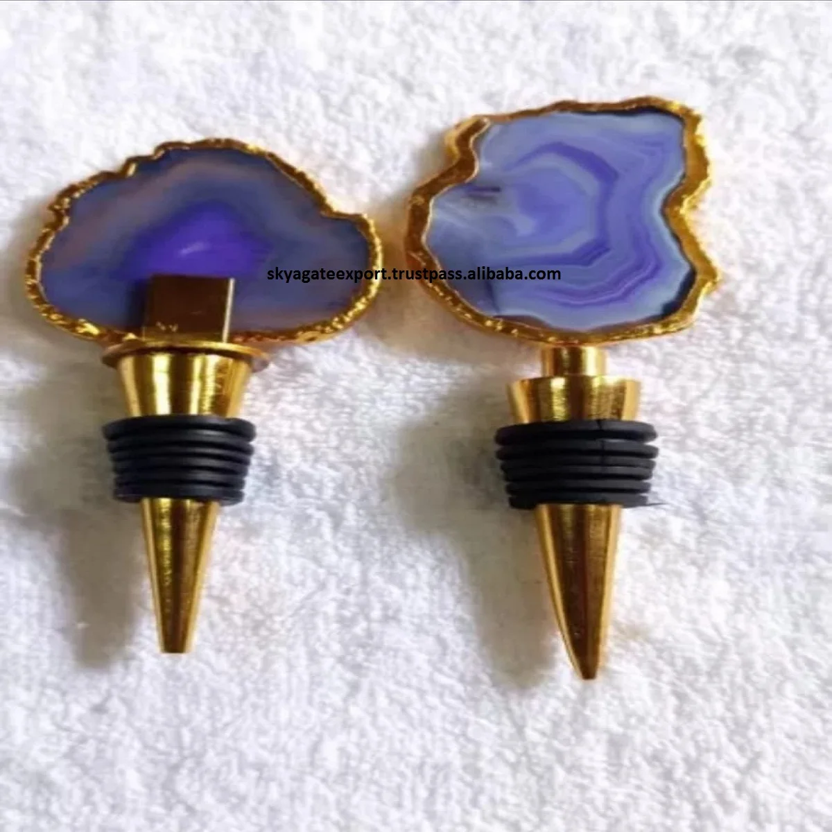 WHOLESALE NATURAL CRYSTAL AGATE BOTTLE STOPPER : GEMSTONE AGATE WINE BOTTLE STOPPER BUY FROM SKY AGATE EXPORT