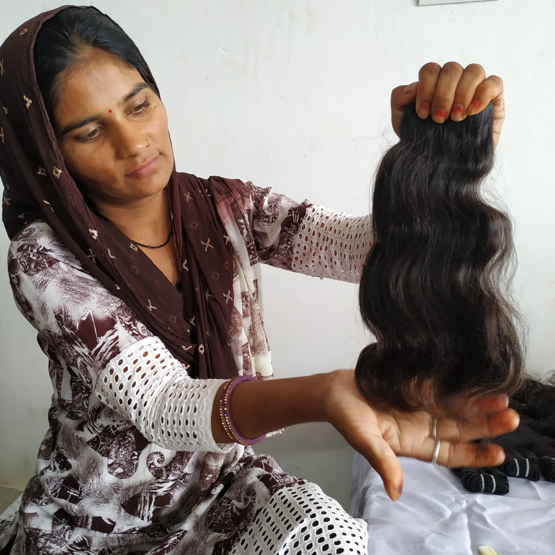 Wholesale factory price wave raw 100% natural body wave bundle indian human hair extensions