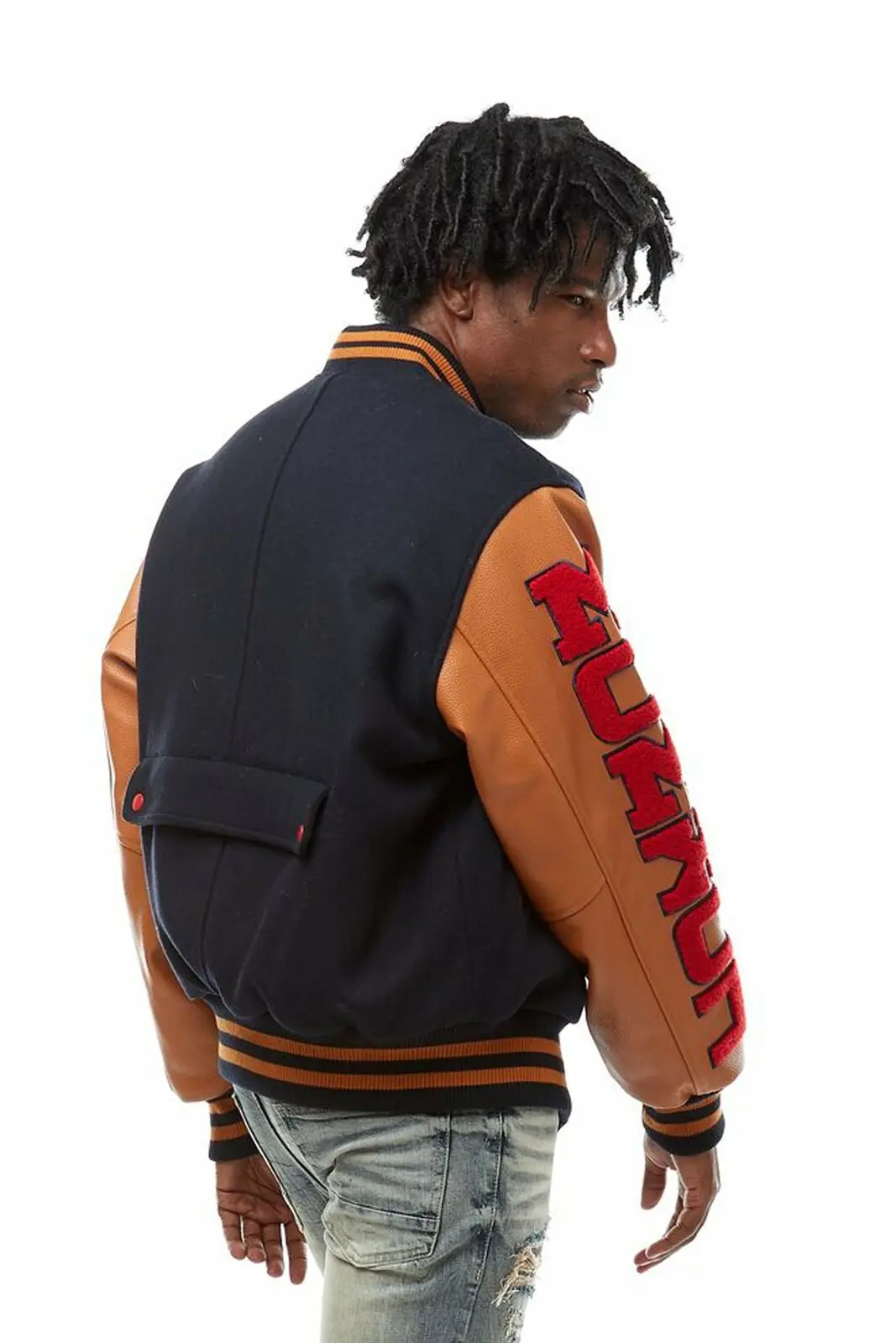 Letterman куртки/Куртки с надписью/Куртки нашивками из синели именем на