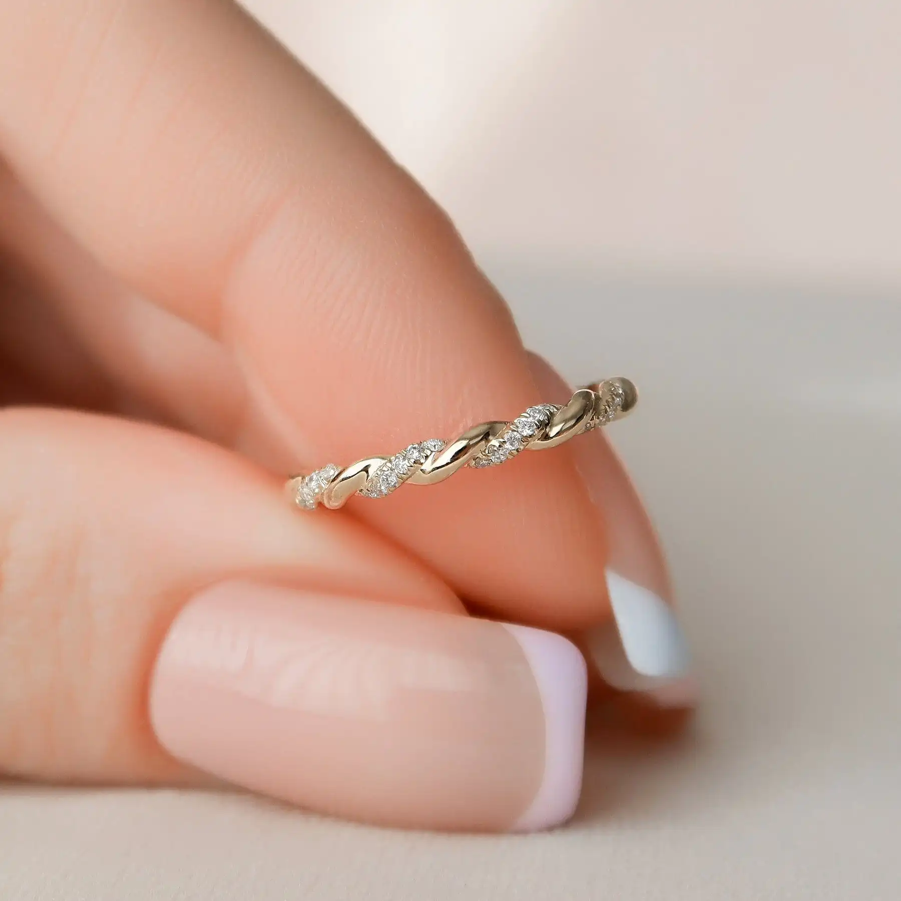 Custom Wholesale Twisted Zircon Diamond Wedding Band Handmade Fashion Trending Jewelry 925 Sterling Silver Gold Plated Rings