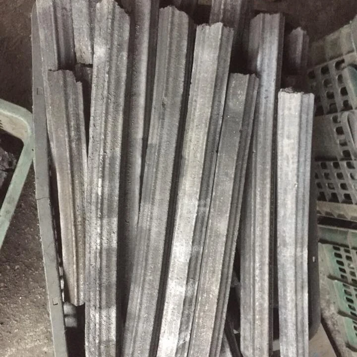 BEST QUALITY SAWDUST BRIQUETTES CHARCOAL FROM VIETNAM / BBQ CHARCOAL