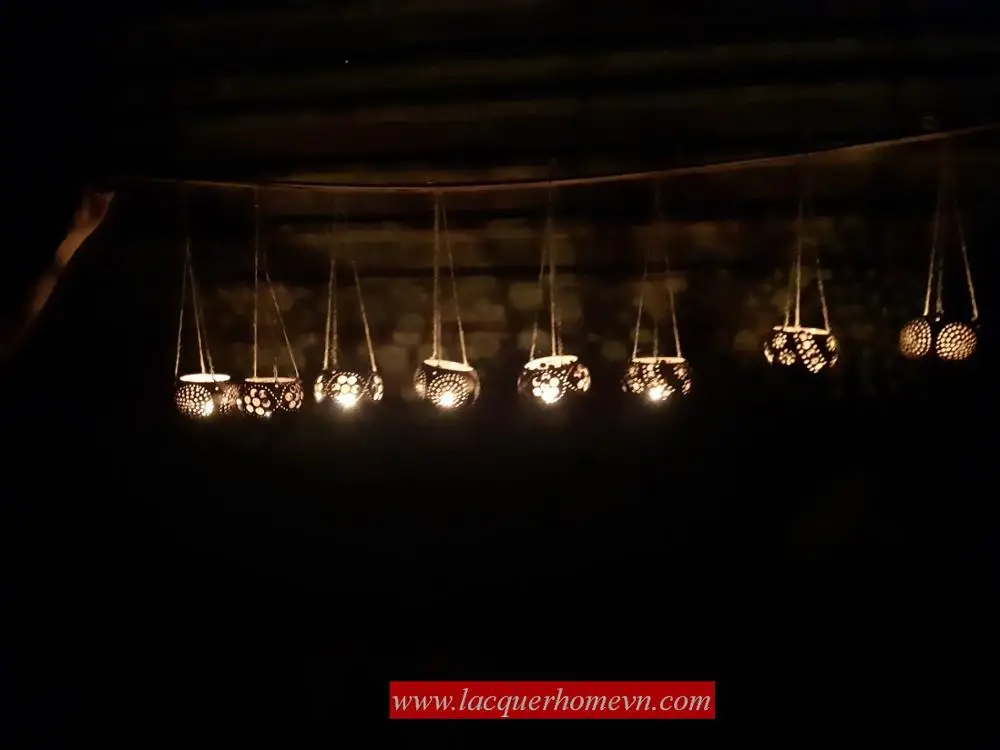 Best Seller Coconut Tealight Holder Handcarved Metal Candleholder with Leaf from Vietnam for Christmas Occasions