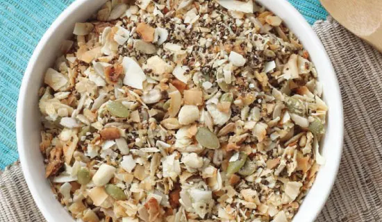 Healthy Daily Snacks Gluten Free Low Fat Granola Creations Coconut Cluster - Chocolate Mix 100g Packaging suitable for Vegan