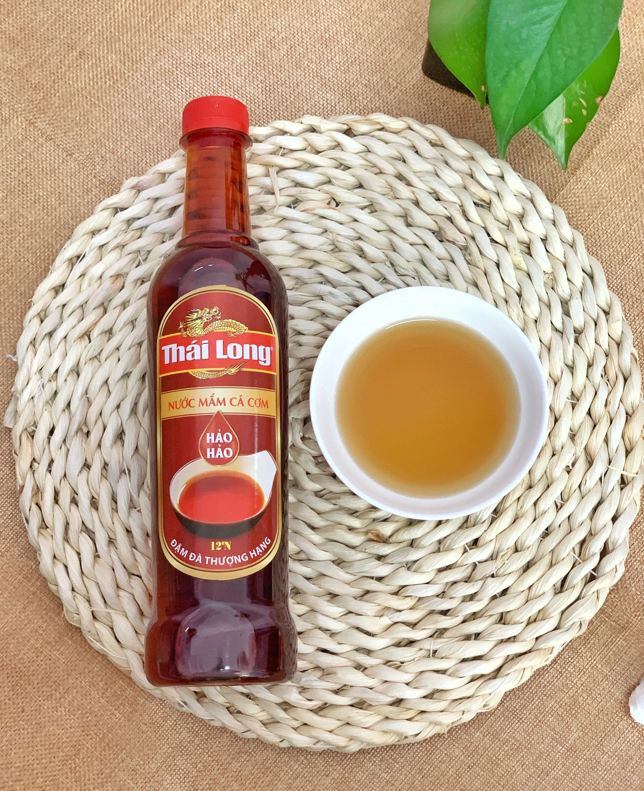  Горячая Распродажа из Вьетнама OEM-поставщик рыбного соуса Phan Thiet специальный соус для рыбы анчосы бутылка 500 мл