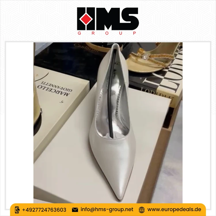 Stock Breathable Trends Wholesale Mixed Woman Casual Special Deals Factory Sale Bulk Shoes