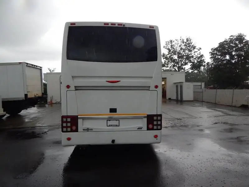 Б/у коммерческий автобус 2011 Van Hool T2100