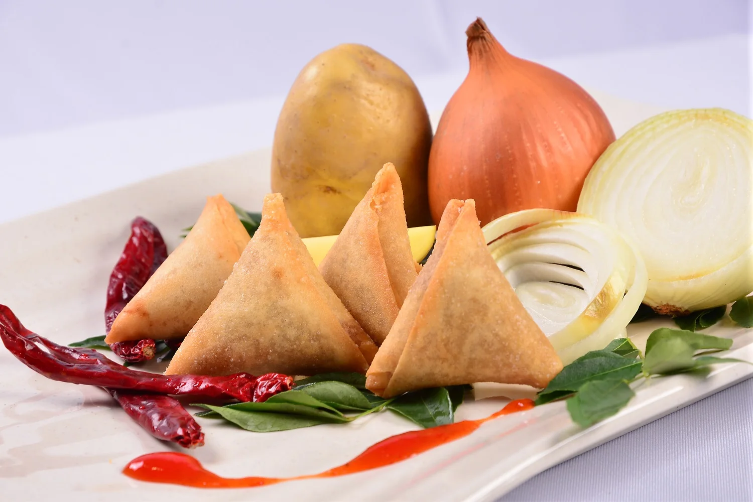 Кондитерская коробка из Малайзии готовая к приготовлению Самоса-Otak Fish 10 (250 г X 24 кв.