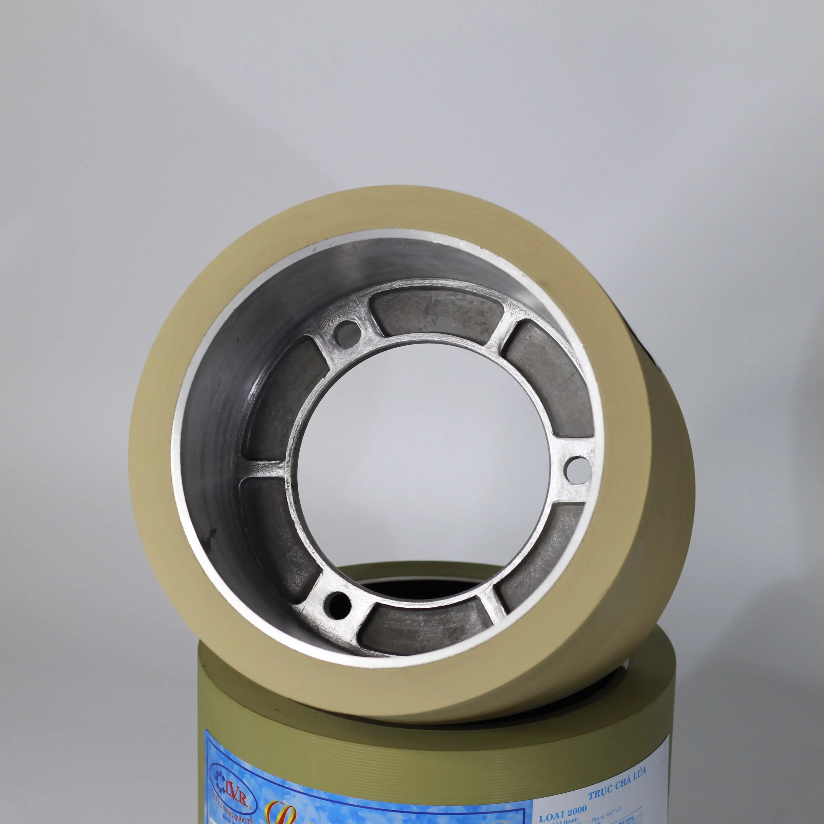 Rice huller rubber roller