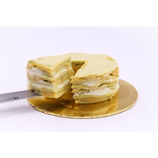 Delicious Yummy Musang King Durian Cake Full Of Rich Durian Cream and Durian Puree Soft Fluffy Texture Best To Bring To Party