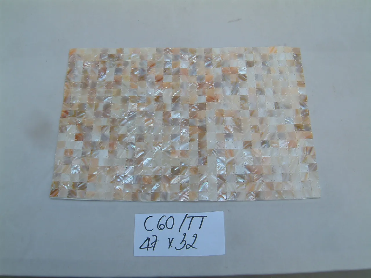 
Rectangular shell / buffalo horn placemat 