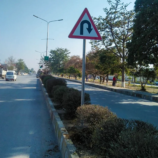 Traffic Warning Signs Triangle Reflector Reflective Aluminum Road Safety Metal Custom Design Regulatory