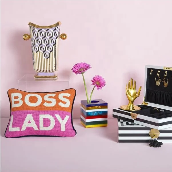 Design Boss Lady Needlepoint Soft Pillow Manufacturers