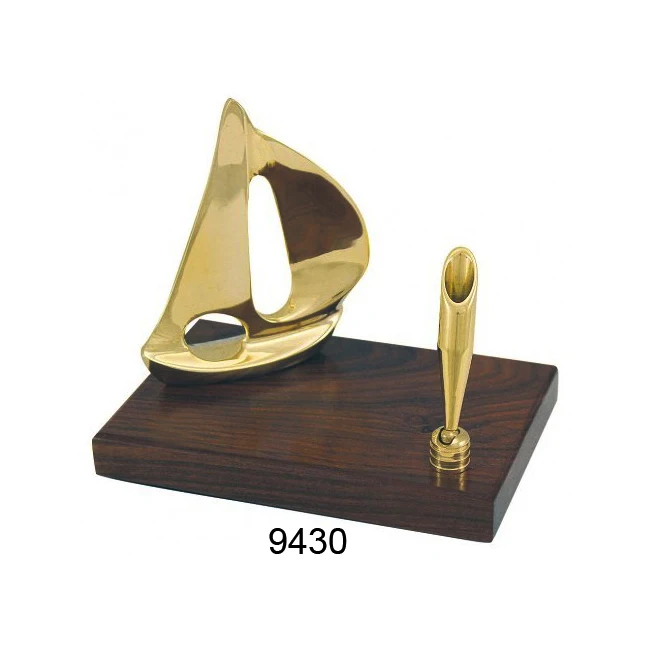 Custom Printed Brass Ship Wheel Card Holder Metal Table Top Nautical Decorative Gift Envelop on Wooden Base