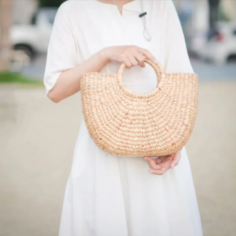 Women Round Handle Ring Retro Summer Beach Straw Bag, Hand-woven Straw Bag in Vietnam Wholesale
