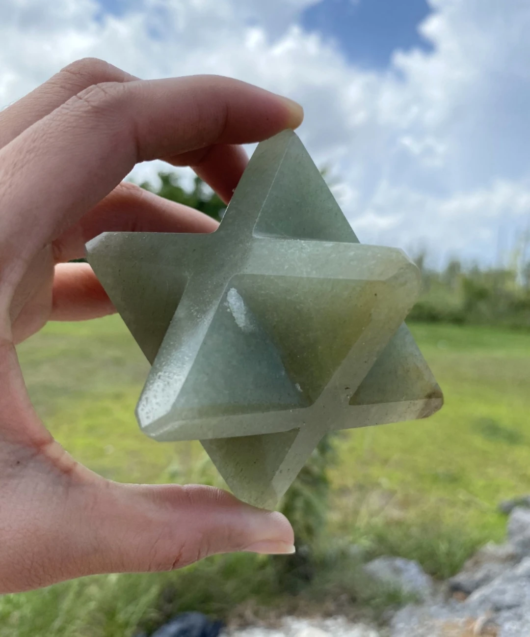 Хрустальный камень Larvikite в форме сердца лечебный черный индийский натуральный минерал любовь декор пальмы энергия 1 2 сверкающий драгоценный