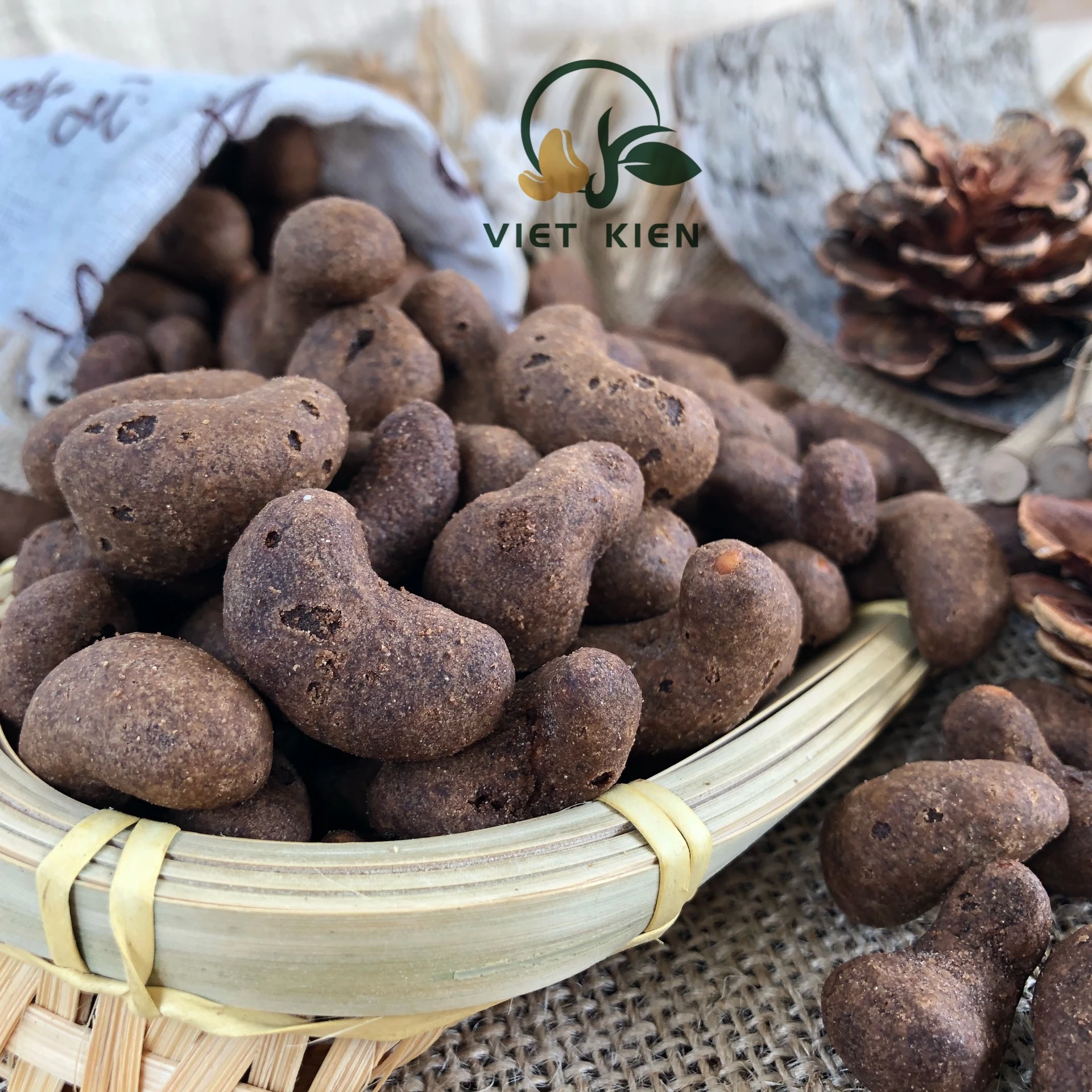 
New And Hot Product Made In Vietnam Reputable Company High Quality Cashew Nuts With Choco Flavor Products In Bulk Contact Now 