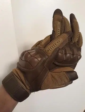 Тактические перчатки военные резиновые с твердыми костяшками тактические армейские уличные для сенсорного экрана зеленые пальцами