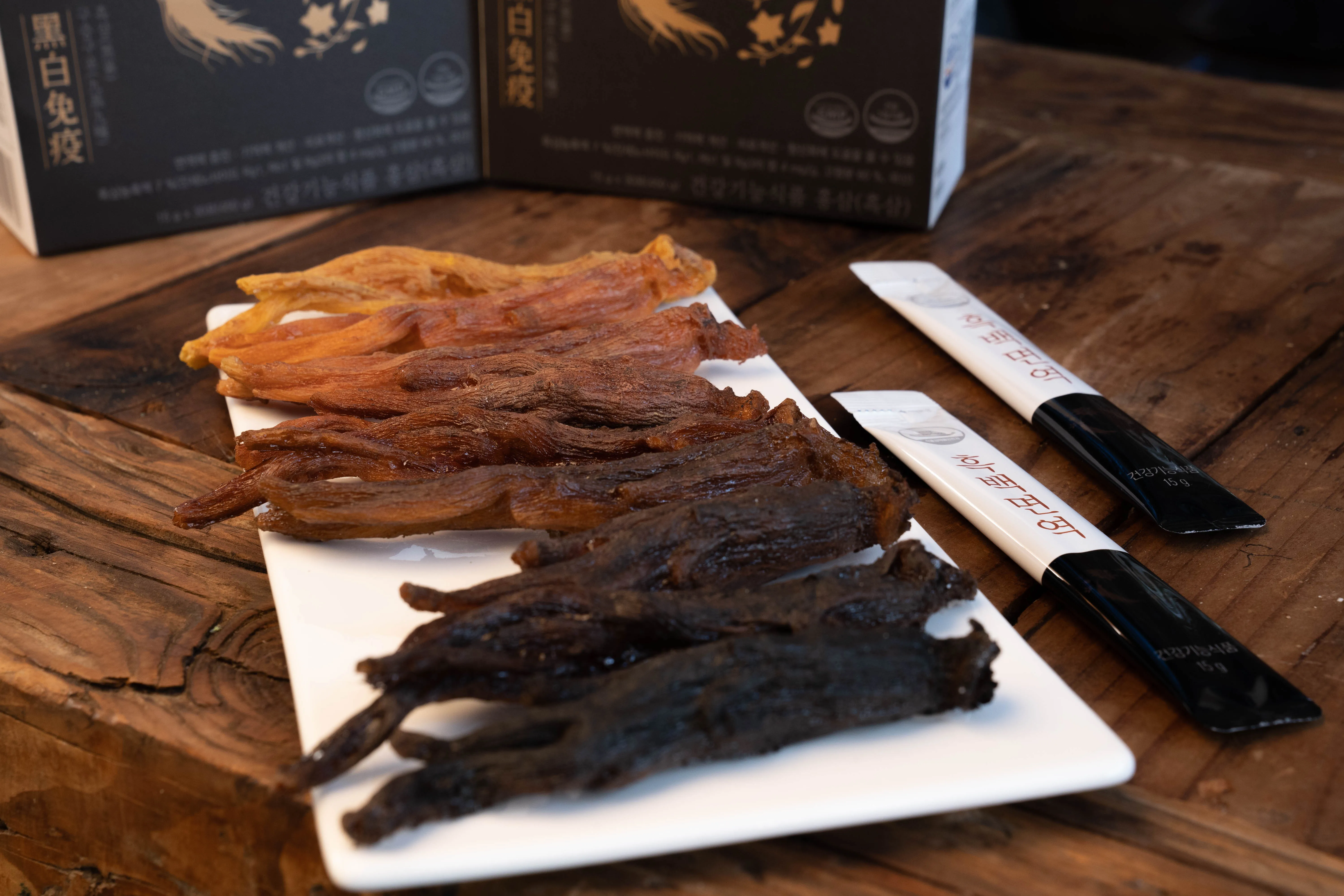 Healthy plant extract panax ginseng root korea added specially raised white balloon flower extract pouch immunity nutritient