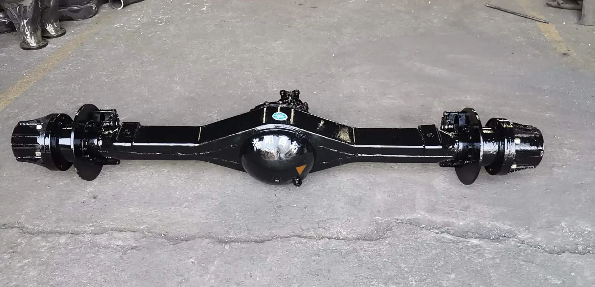 China manufacturer iron casting 13T 16T heavy duty semi truck atv rear trailer axles for sale