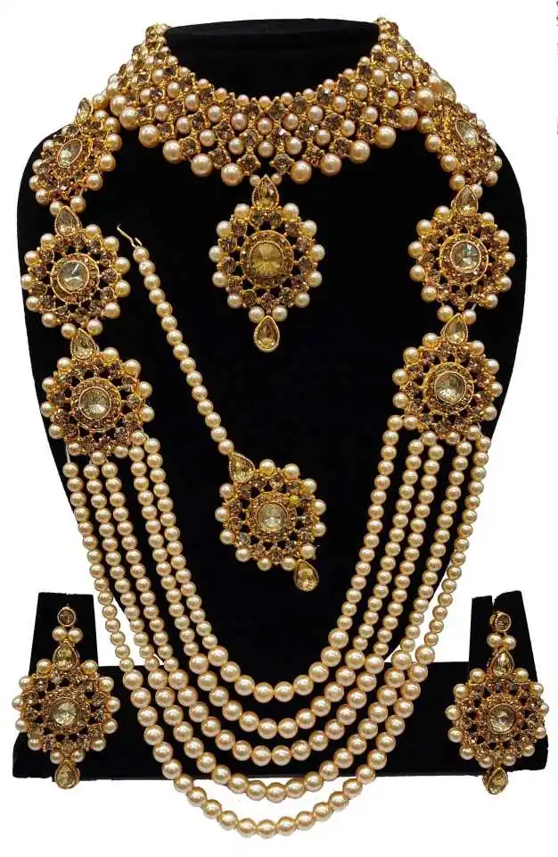TRADITIONAL IBDIAN BRIDAL JEWELRY , KUNDAN BRIDAL JEWELRY FROM OMVAGMINE