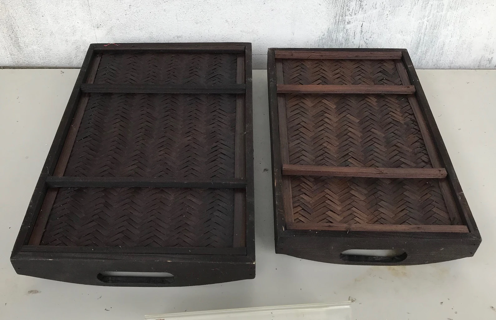  Оптовая продажа высококачественные вьетнамские прямоугольные бамбуковые подносы темно-коричневого цвета ручной работы