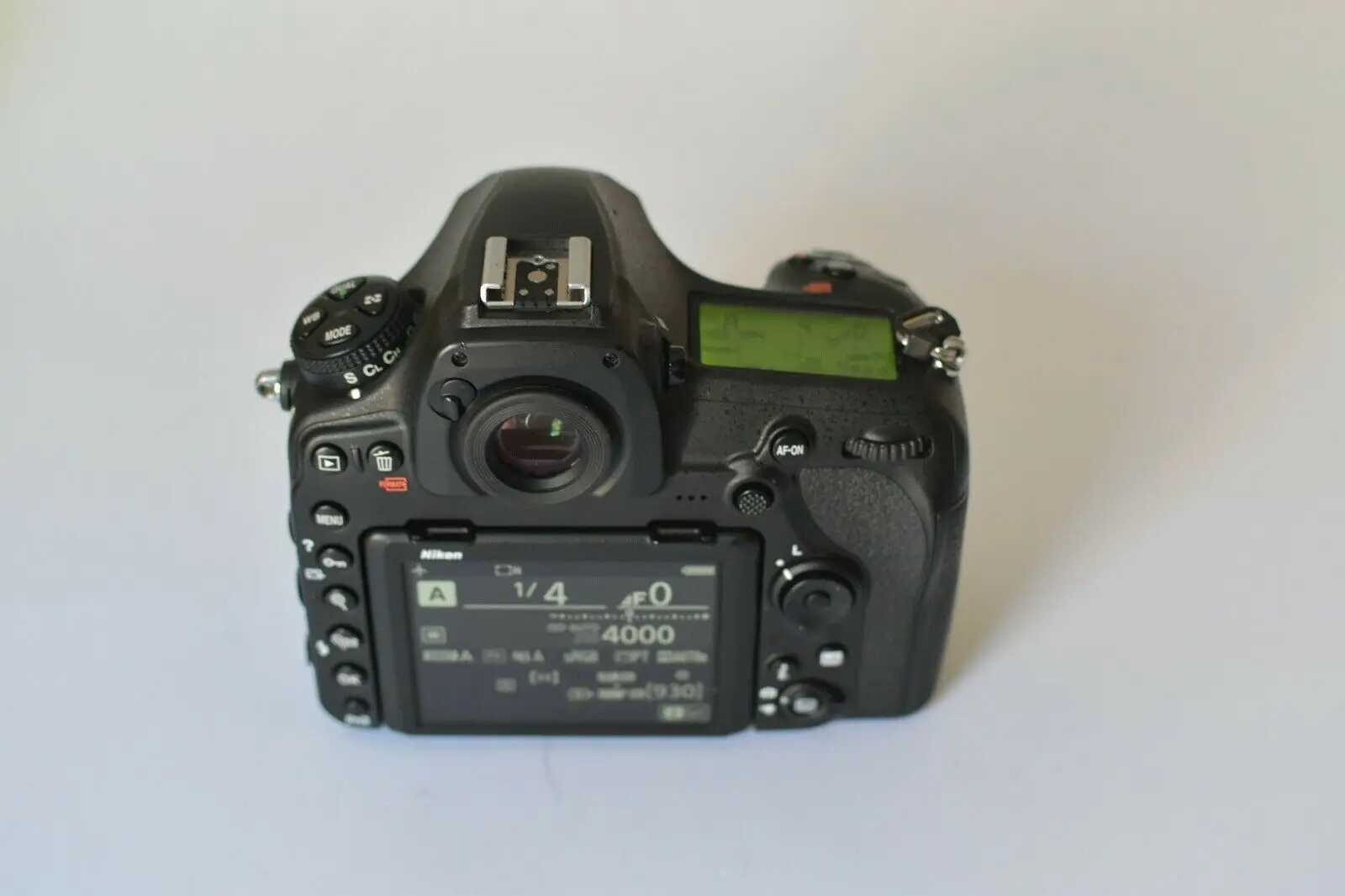 100% ORIGINAL Nikon D7500 Digital SLR Camera with 18-55mm VR Lens