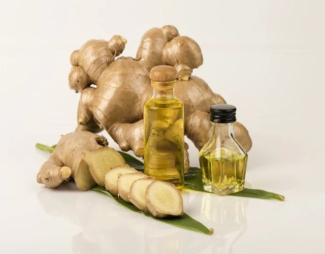 Hot Sale Ginger Essential Oil bulk Ginger extract Oil