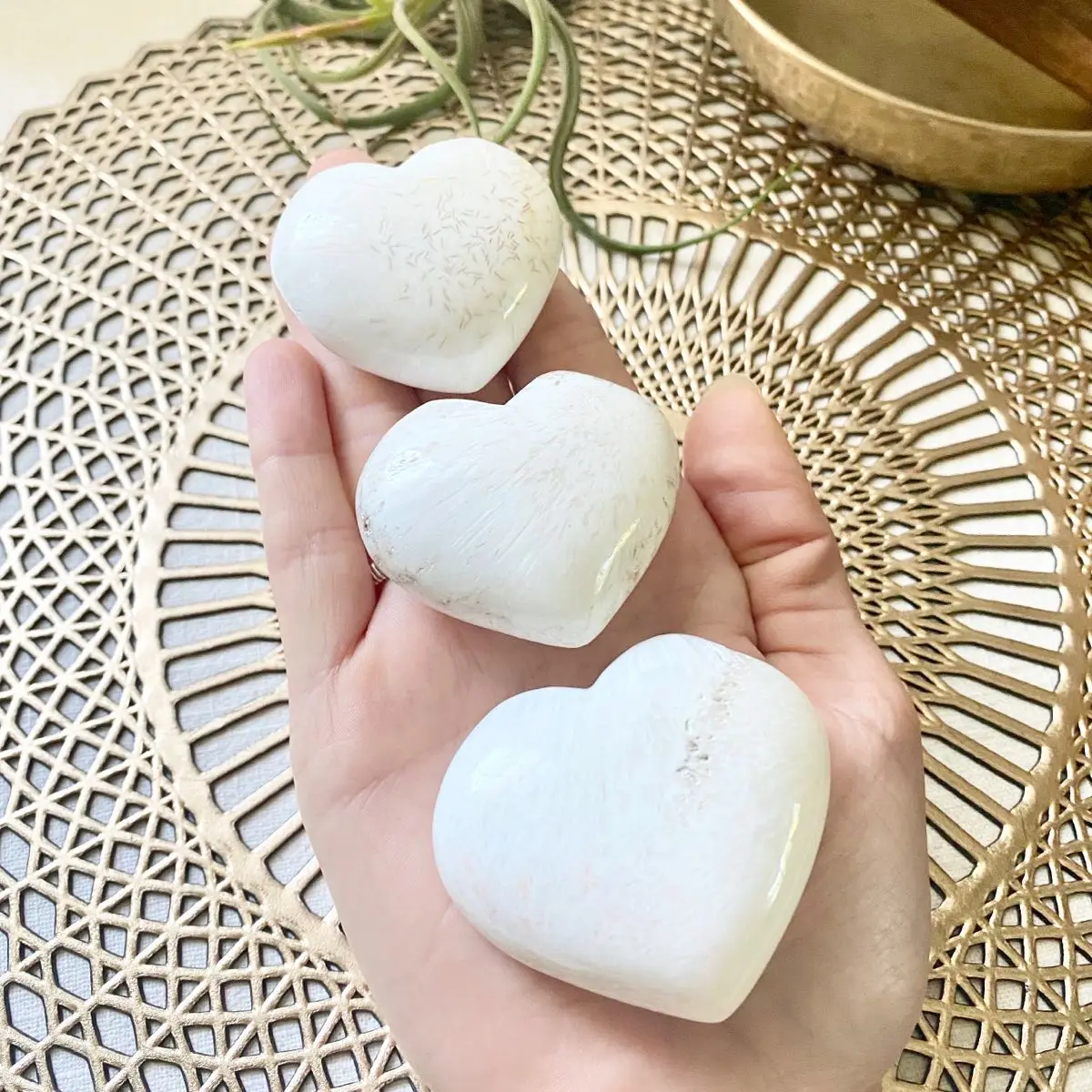 Природный высококачественный сколецит в форме сердца розовый великолепный редкий камень для заживления энергии Кристальные продукты с положительной энергией