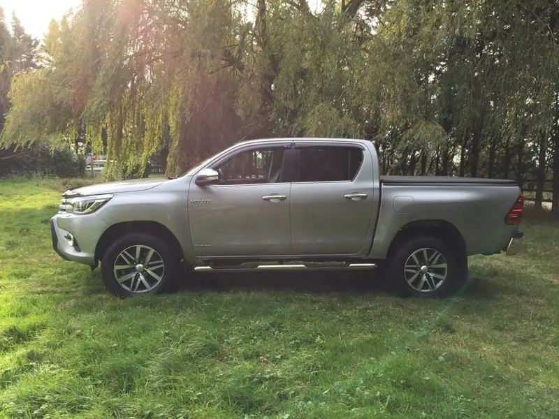 
2020, 2018, 2016 HILUX Double Cabin Pickup 