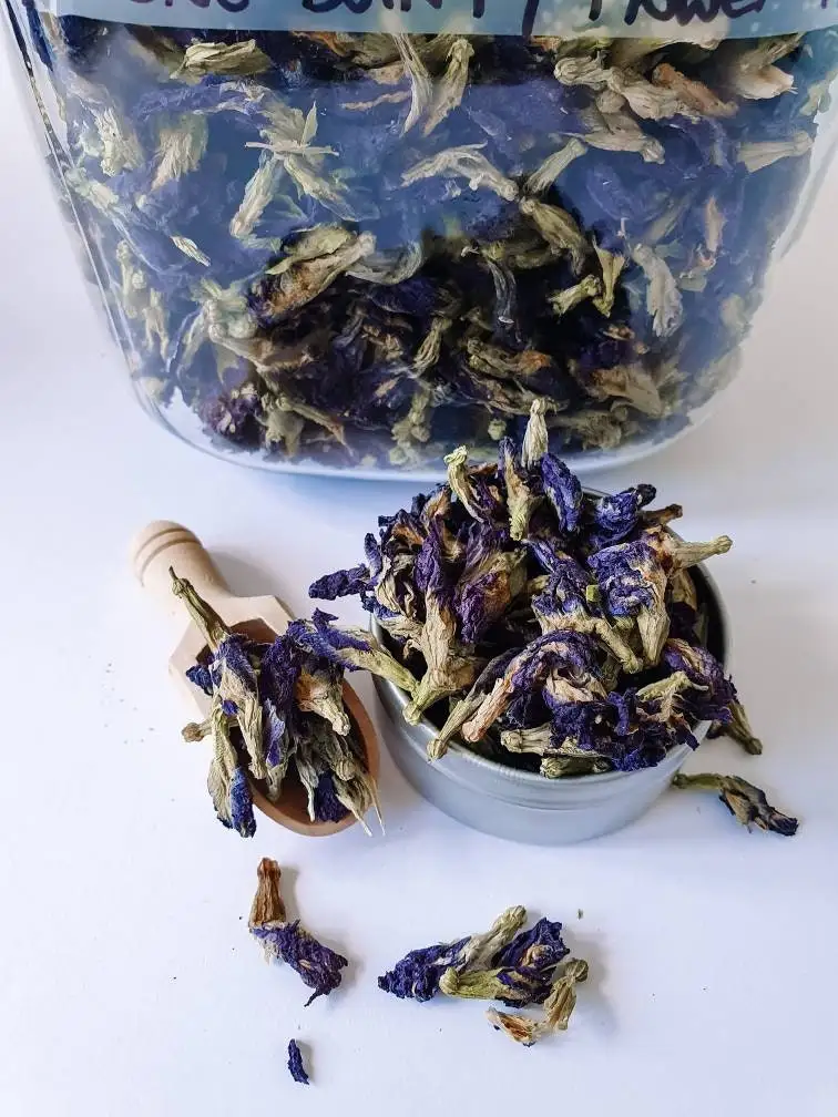 100% Quality Dried Butterfly Pea Flowers for making Tea / Shyn Tran +84382089109