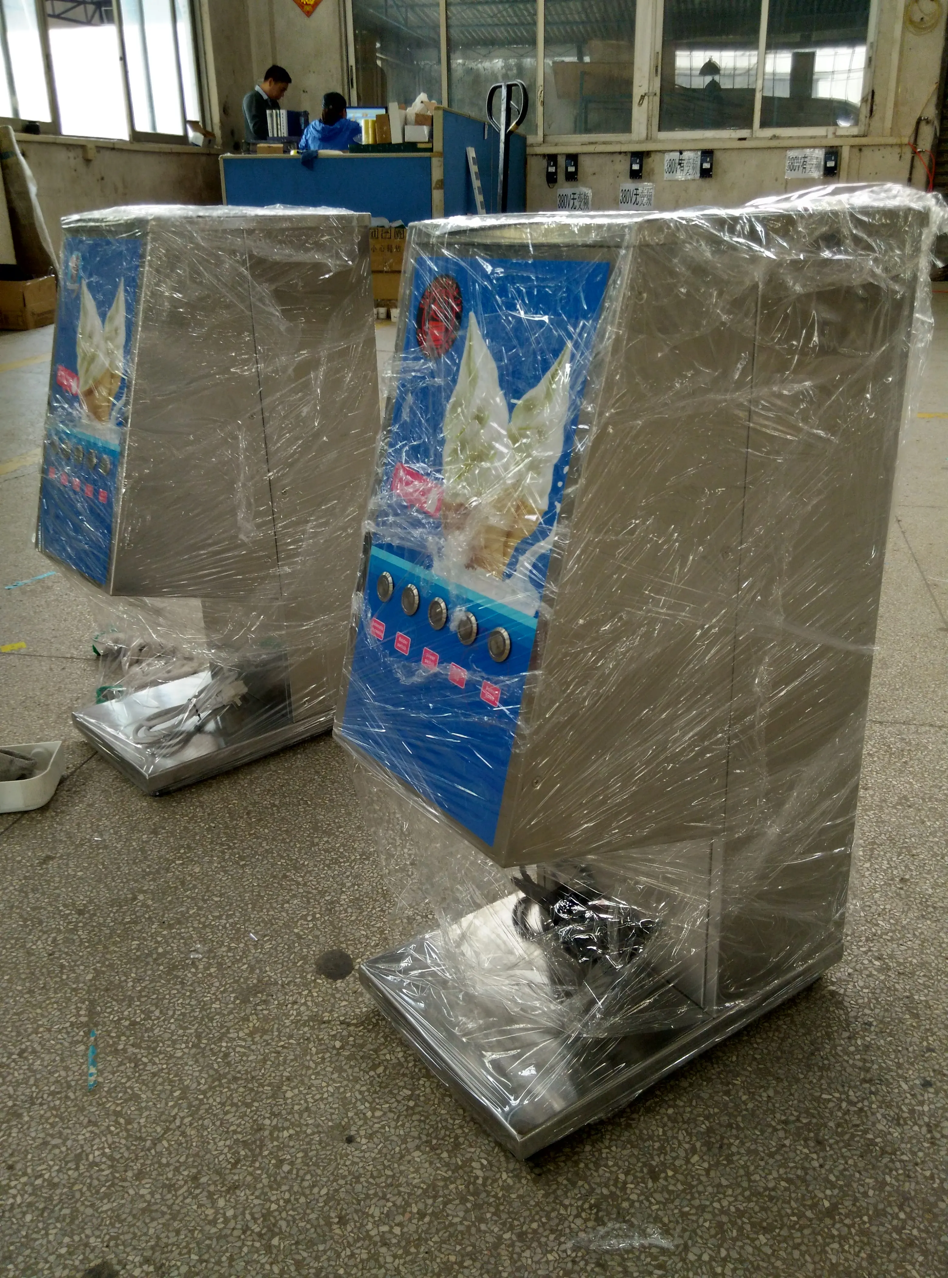 One Shot Machine/one-off Dessert Dispenser Inexpensive Ice Cream Making Equipment Silver Stainless Steel New Product 2022 Motor