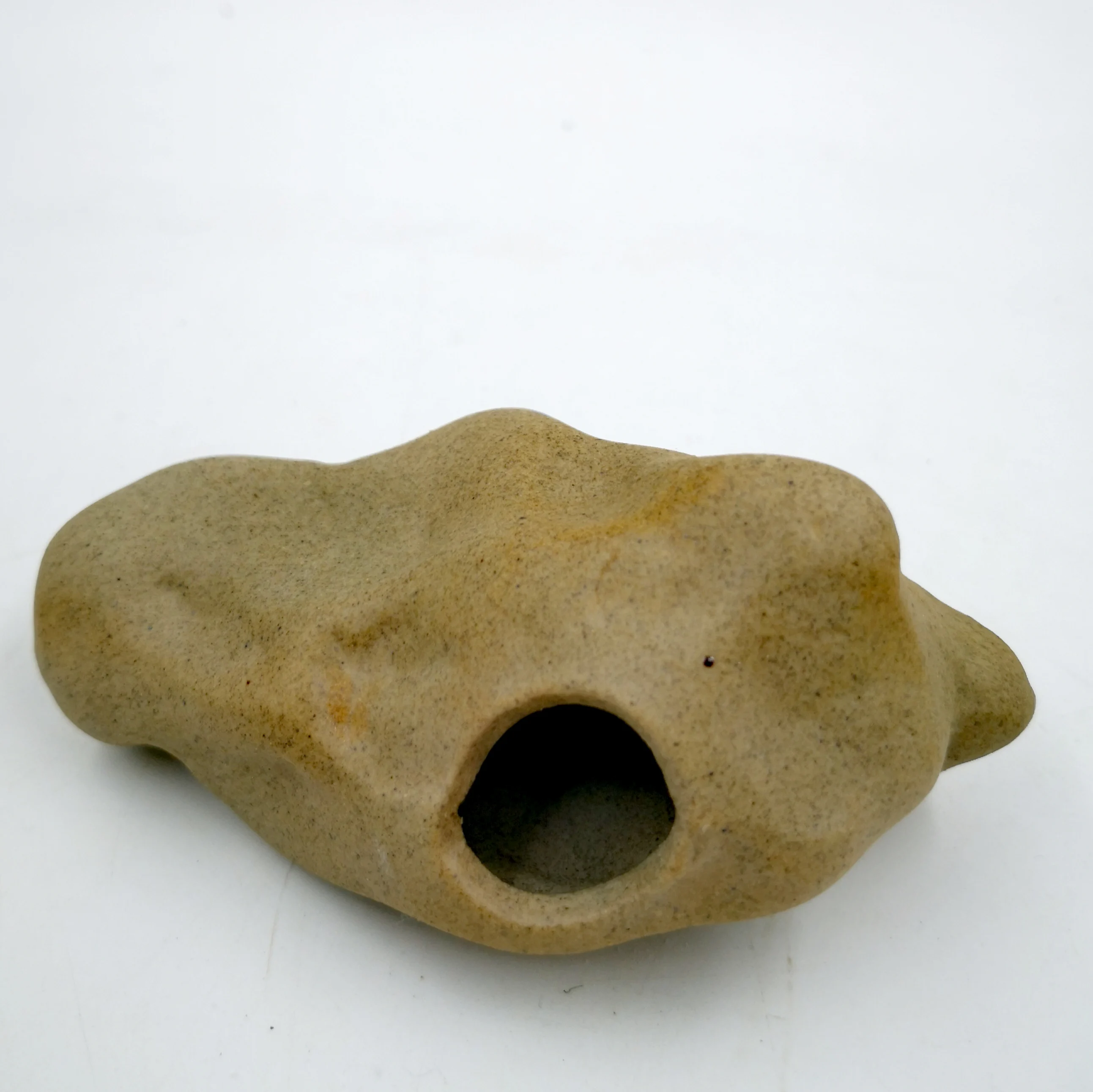 Ceramic Aquarium Decoration  Stone Glowing Comfortable Fish Tank Landscape Accessories Beta Fish to Rest Breed