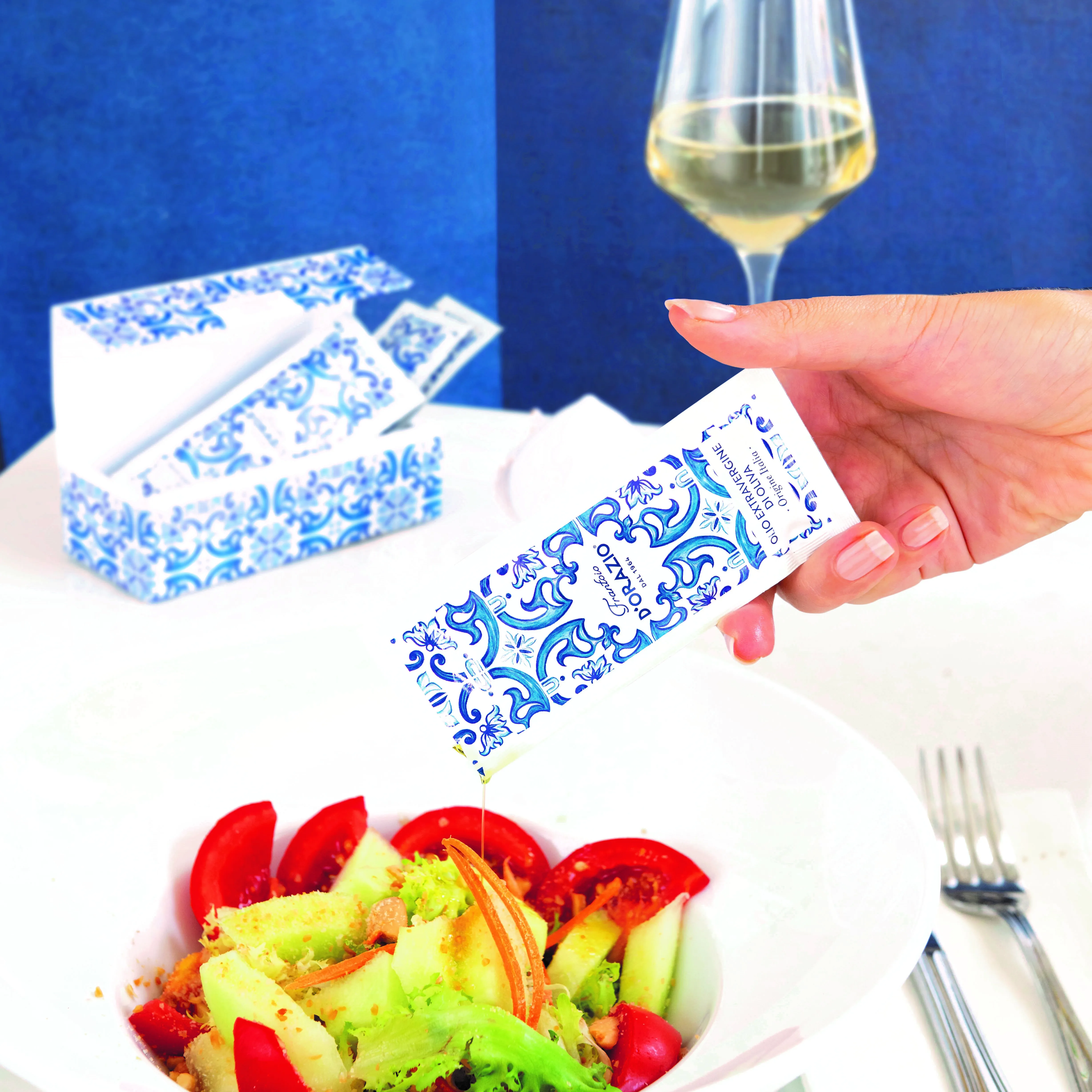 Premium extra virgin olive oil Pack 200 x 15 ml single serving Made in Italy