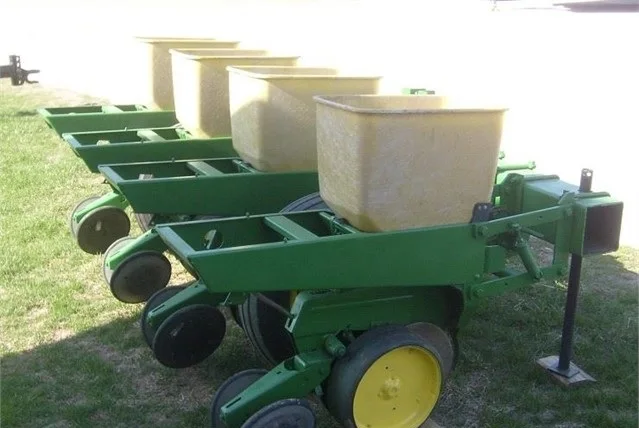 4 Row Corn Planters