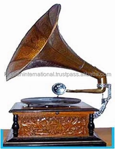 VINTAGE GRAMOPHONE WITH SMOOTH BRASS HORN & HEXAGONAL BRASS INLAY WOODEN BASE