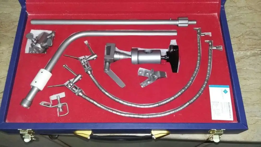 Leyla Retractor Set With Box for Hospital