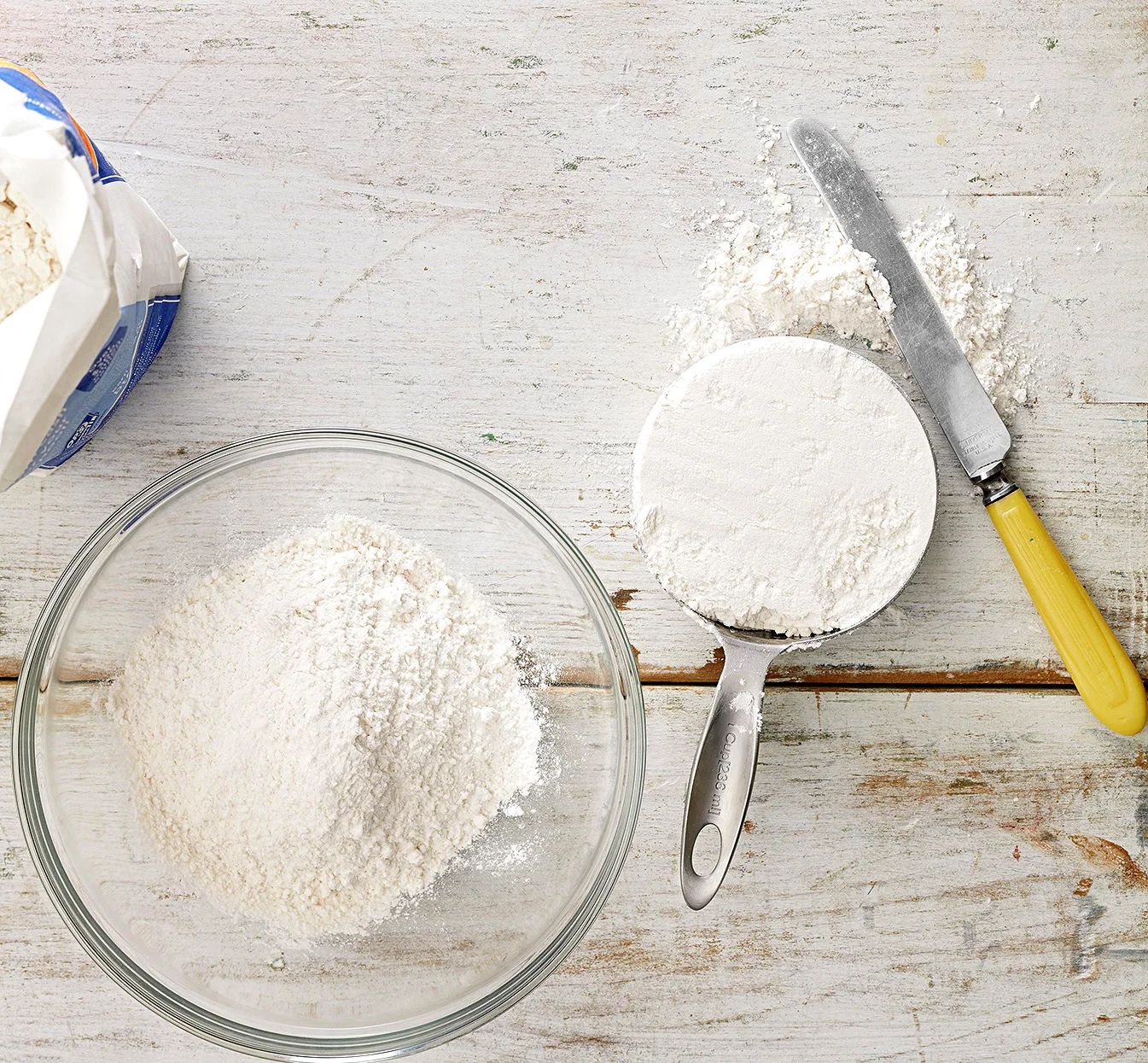 
White Flour for all purpose wheat flour in 25kg 50kg bags for sale 