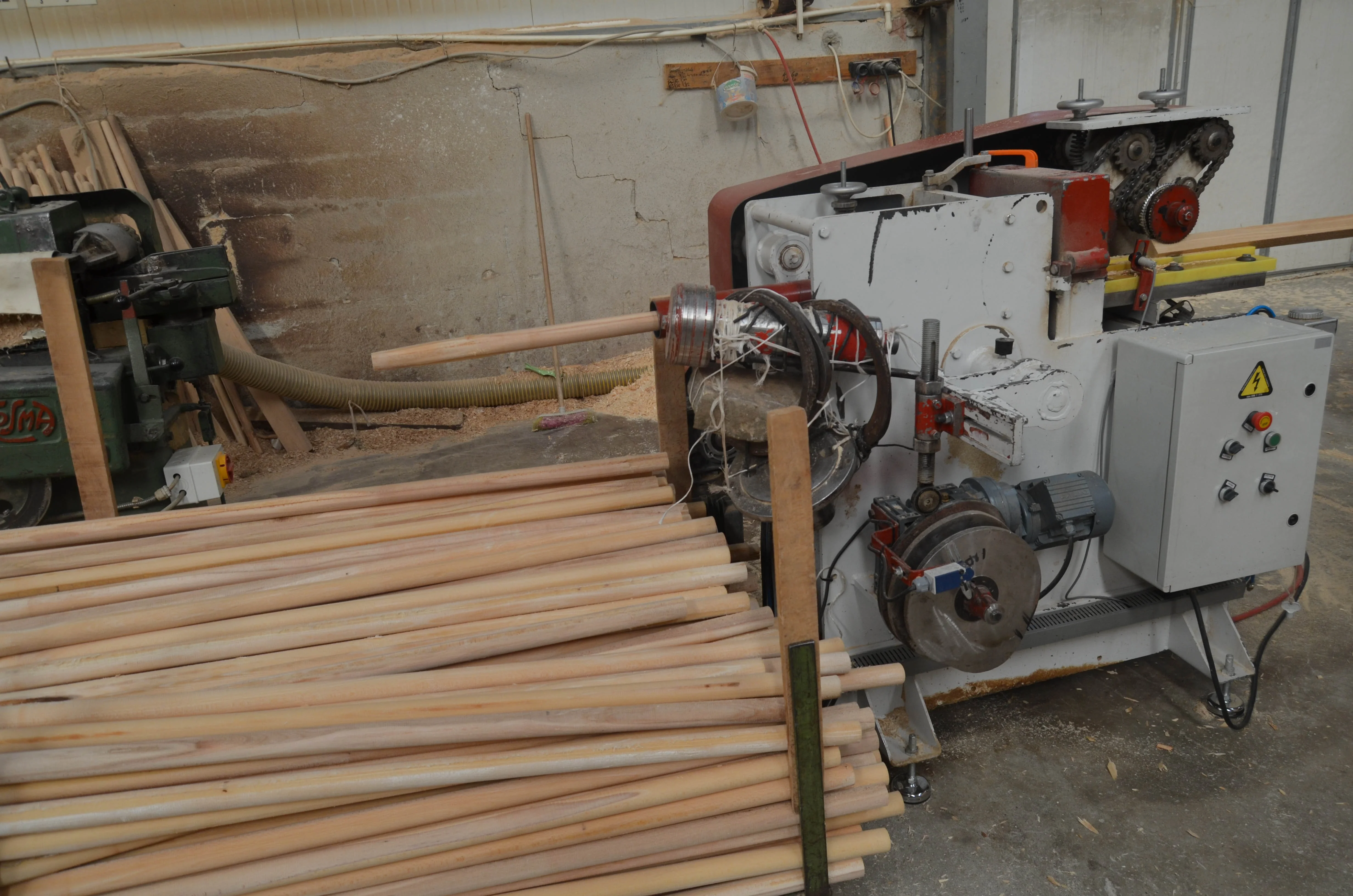 Wood Shovel Handles 150cm 37mm diameter