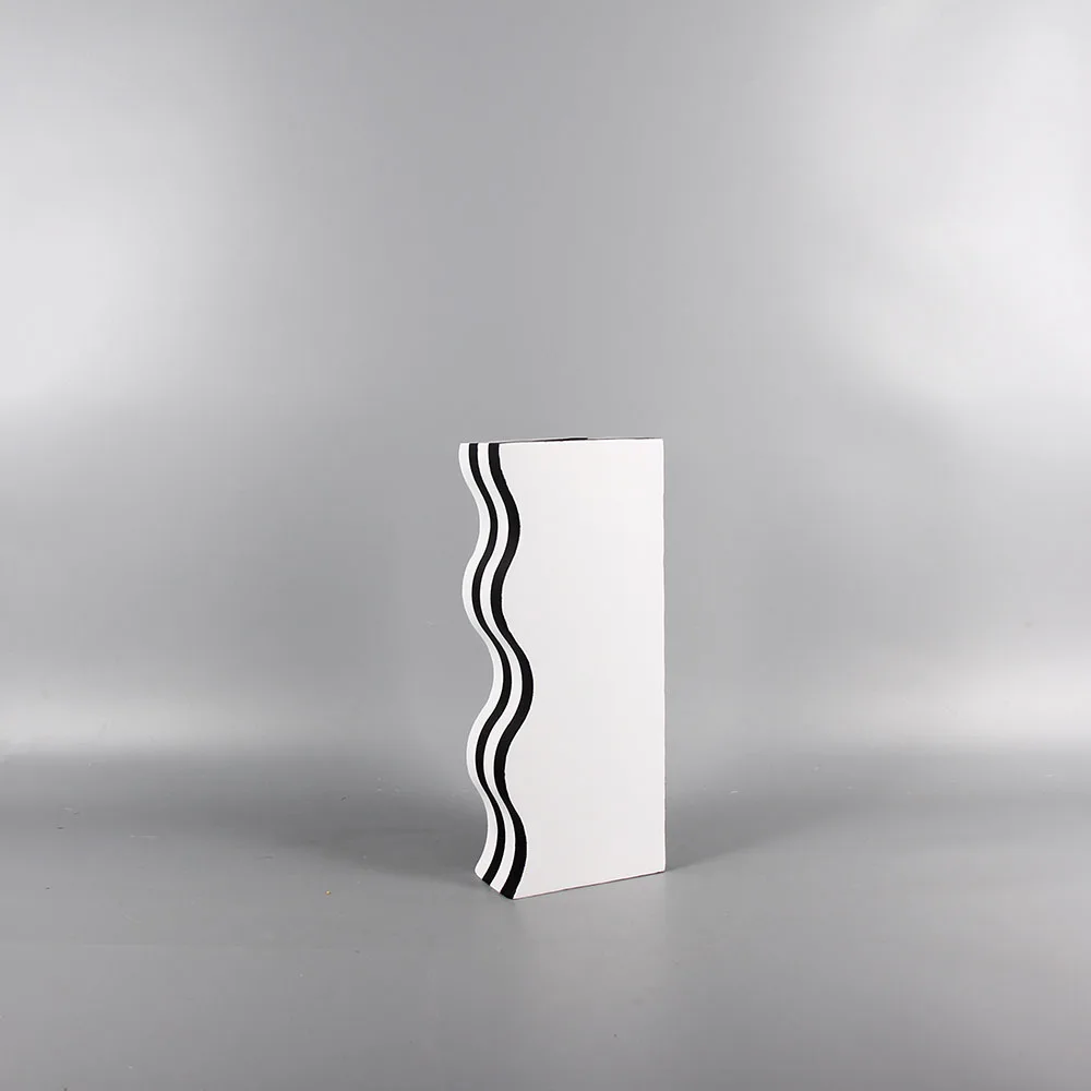 Creative flower pot modern vase home decoration flower pot vase for home decor modern nordic indoor resin vase