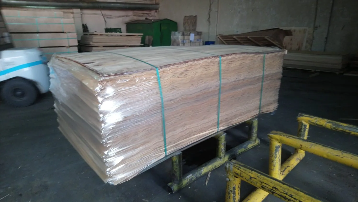 Best Selling Highest Quality Russian Timber Furniture Board Birch Lumber Natural Product For Sale