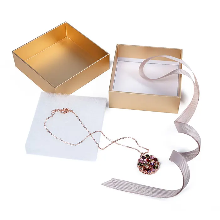 Роскошная шкатулка для ювелирных изделий с логотипом бренда на заказ бумажная коробка колец сделано в Китае