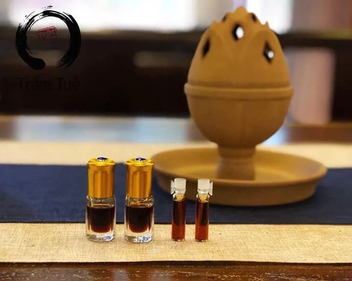 Best seller Agarwood (OUD) Essential Oil for Middle East, Kuwait, UAE, Saudi Arabia, Qatar