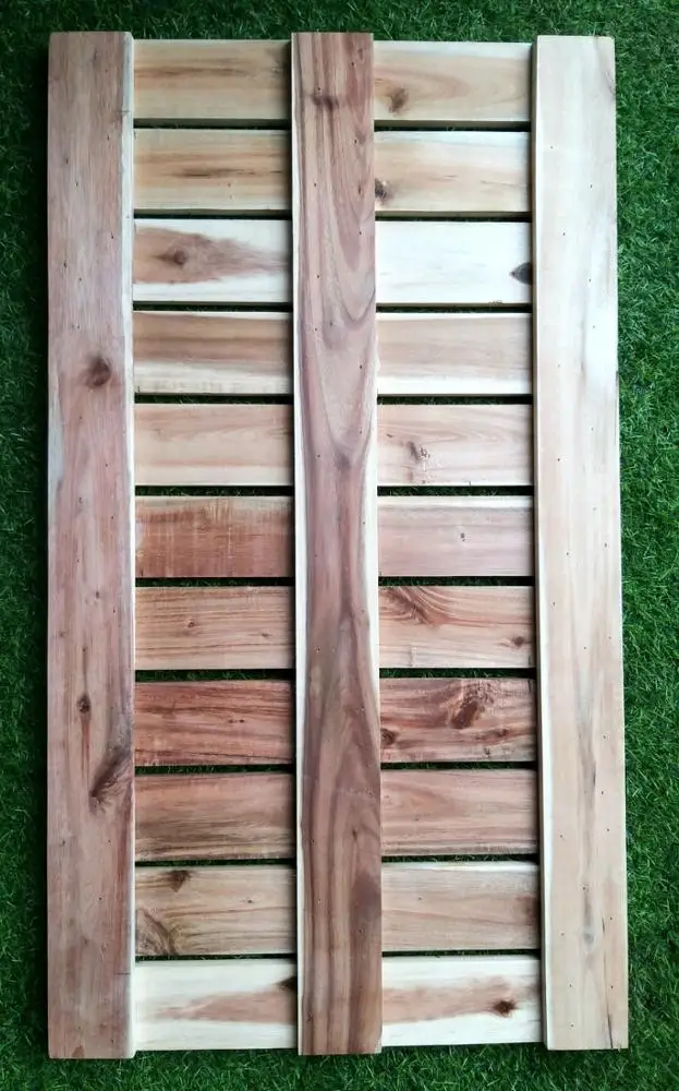 
Wooden Mat 