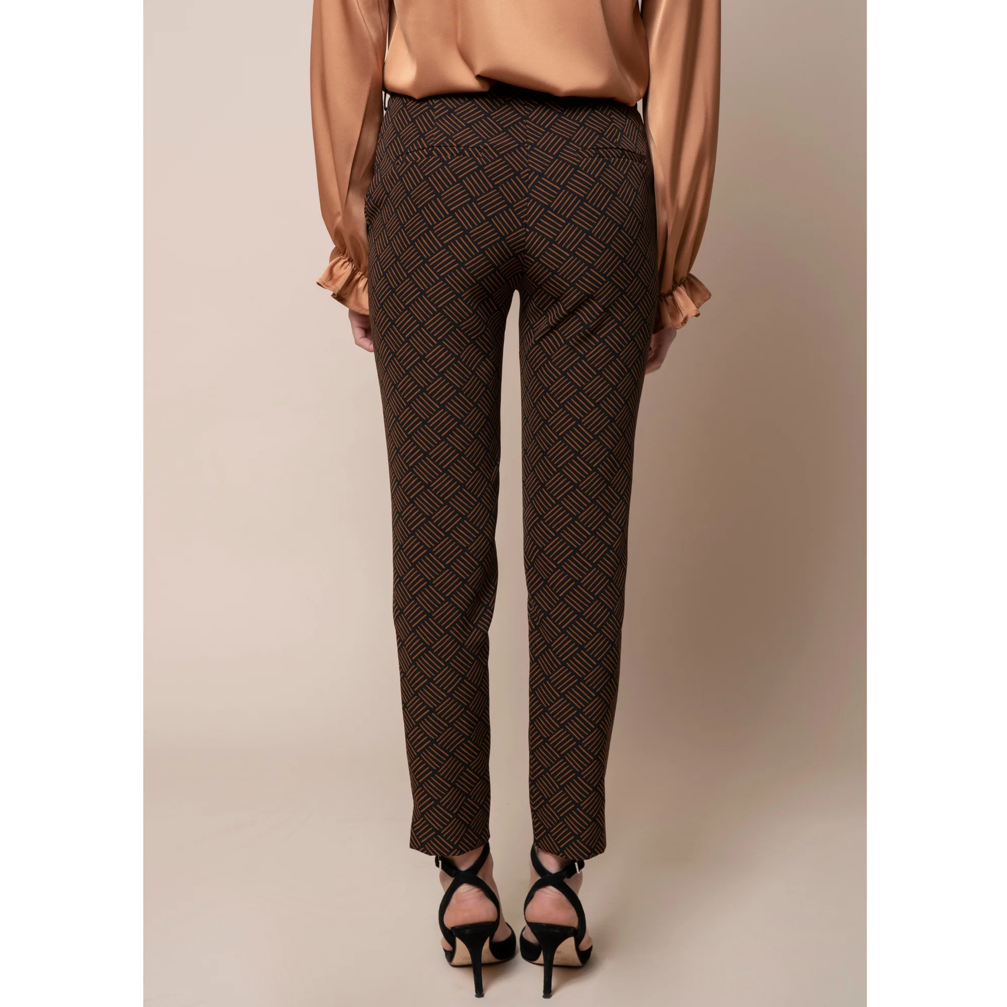 Italian best quality pencil pants with high waist, French pocket regular fit solid model fly button, for the day