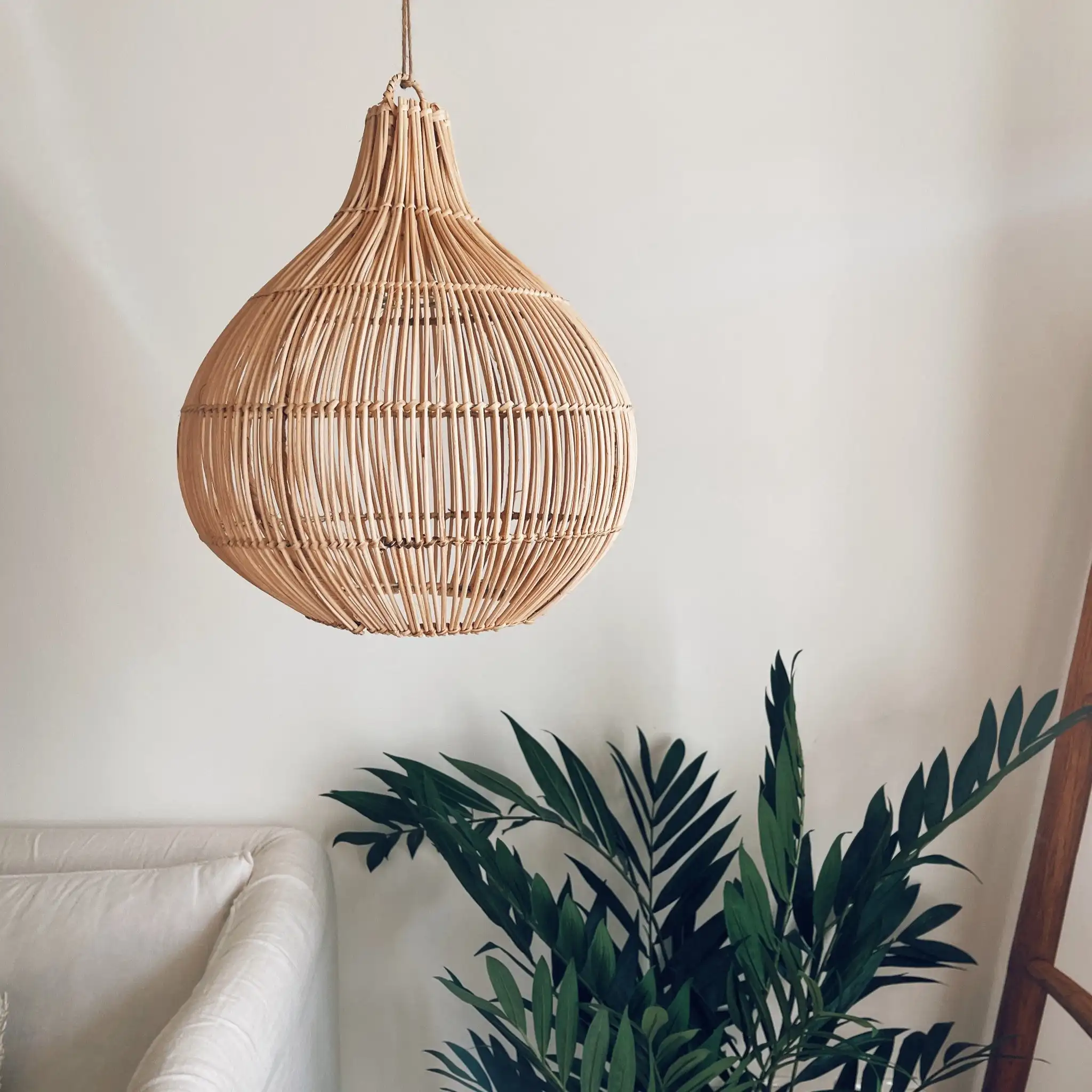 Indoor Decoration Natural Rattan Lampshade Rattan Pendant Light Rattan Chandelier Light Made in Vietnam Trustworthy Exporter