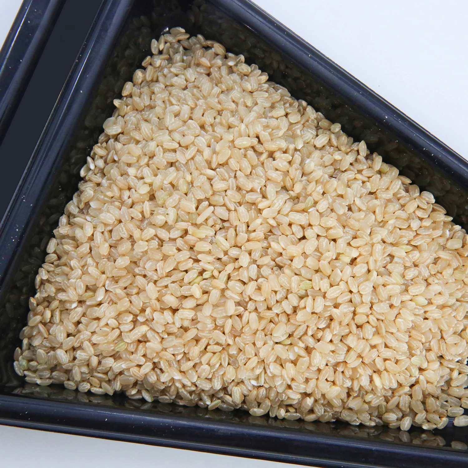 Вьетнамский высококачественный мягкий короткозернистый рис 5% Стандартный коричневый японский здоровый