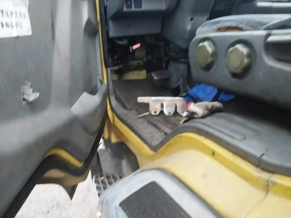 USED COMPLETE TRUCK MITSU-BISHI FU-SO FM657