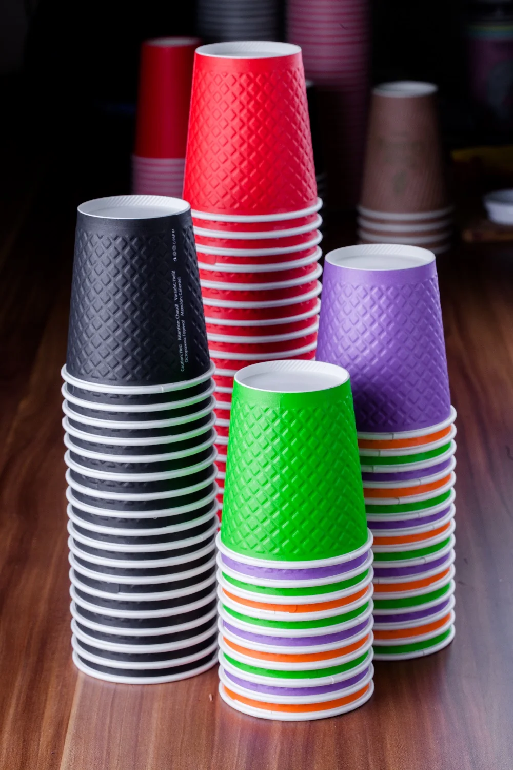 
Disposable Double Wall & Ripple Insulation Paper Cup Waffle Color Mix 250 ml / 8 Oz Coffee Paper Cup Made Of Craft Cardboard 