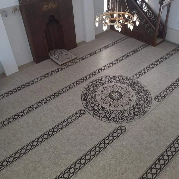 Mosque carpet  special woven special patterns  acrylic polypropylene wool carpet top quality wall to wall carpet best price