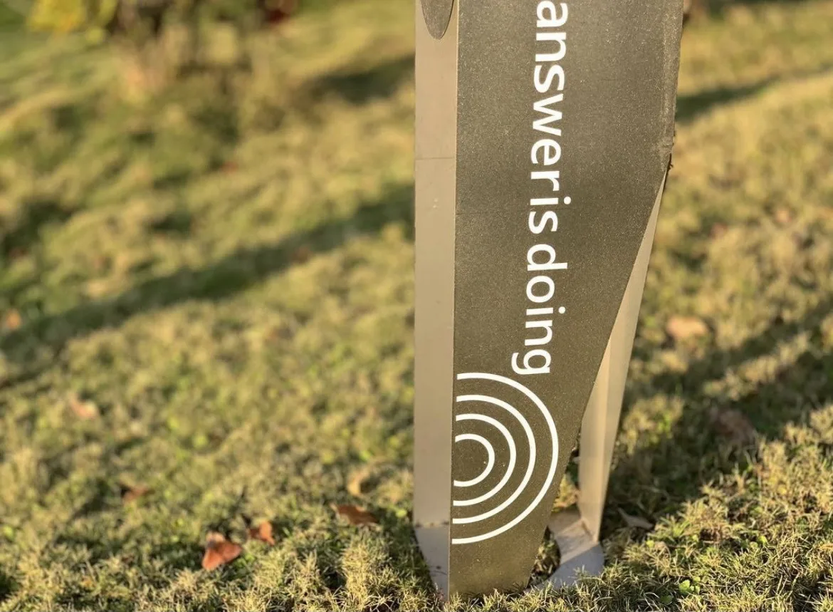 outdoor free standing ashtray steel metal